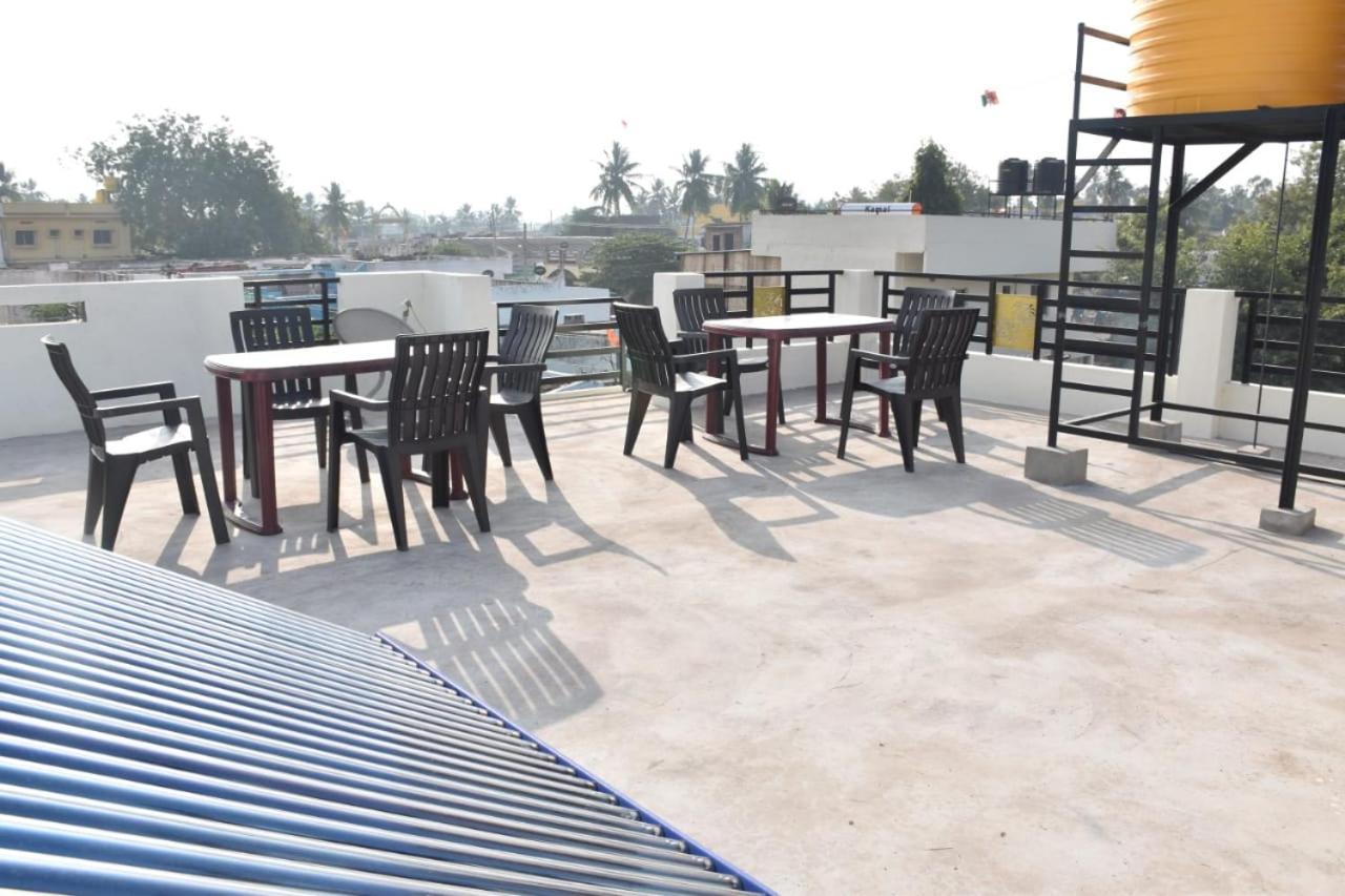 Coconut Homestay Hampi Dış mekan fotoğraf