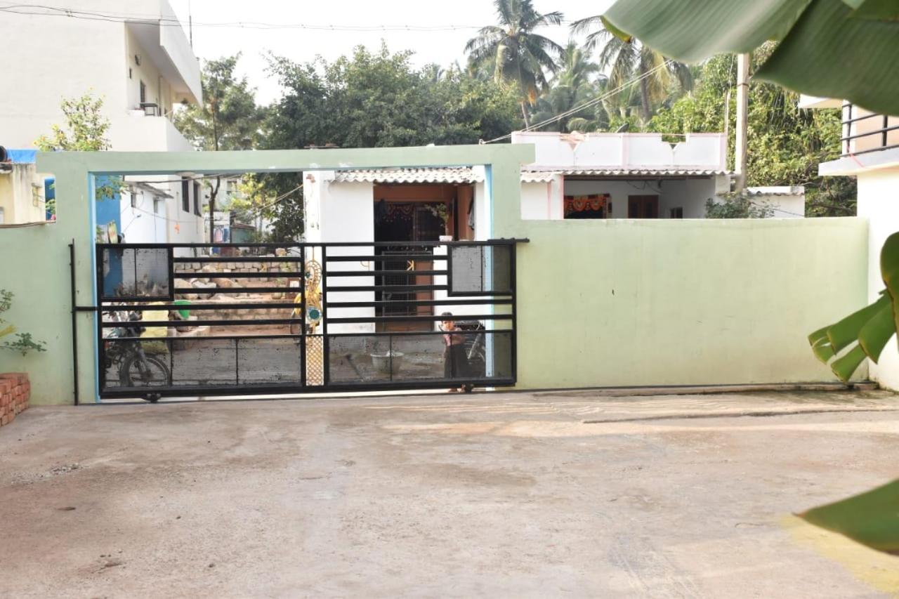 Coconut Homestay Hampi Dış mekan fotoğraf